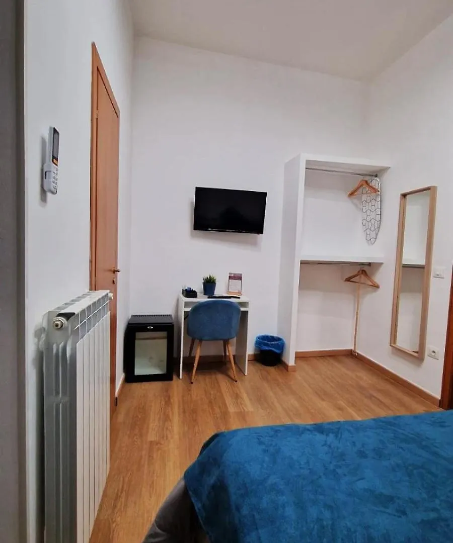 B&B One Katanya 0*,  İtalya